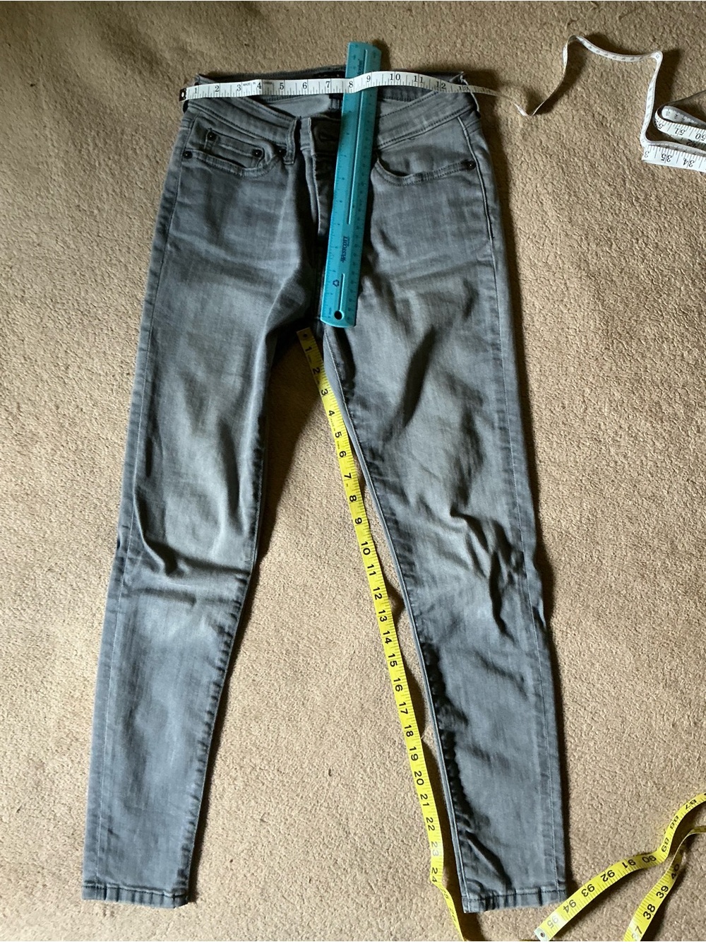 Banana Republic Women's Sculpt Skinny Jeans in Gray